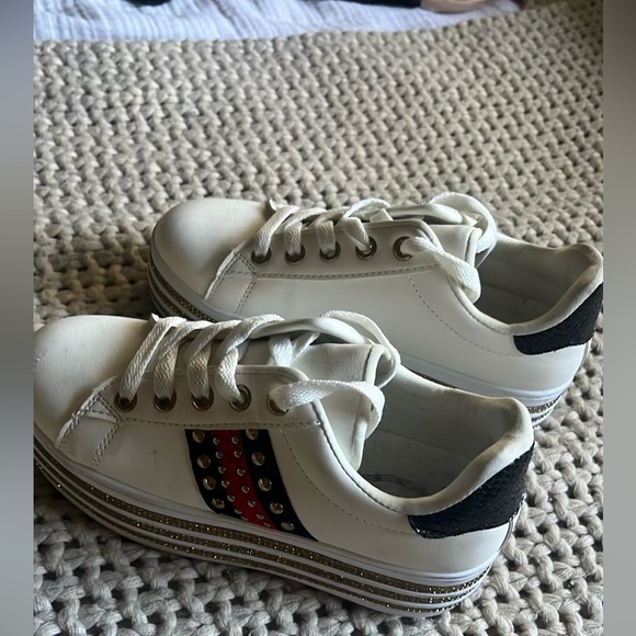 Shoes - Picture 3 of 5